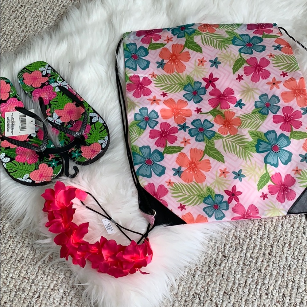 Hawaiian floral headband Flip flops 9/10 sinch sack backpack beach bag bundle
